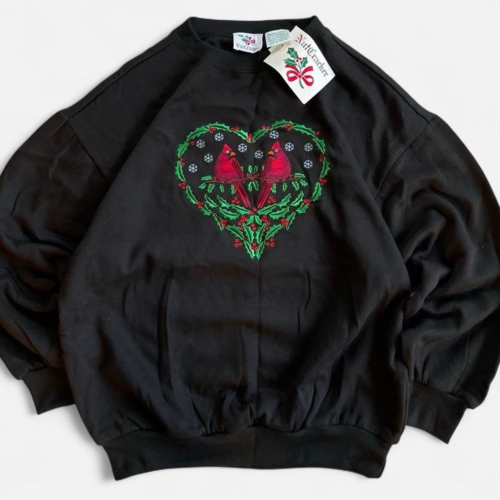 NWT Vintage Nutcracker Light Black Embroidered Holly Heart Cardinals Sweatshirt